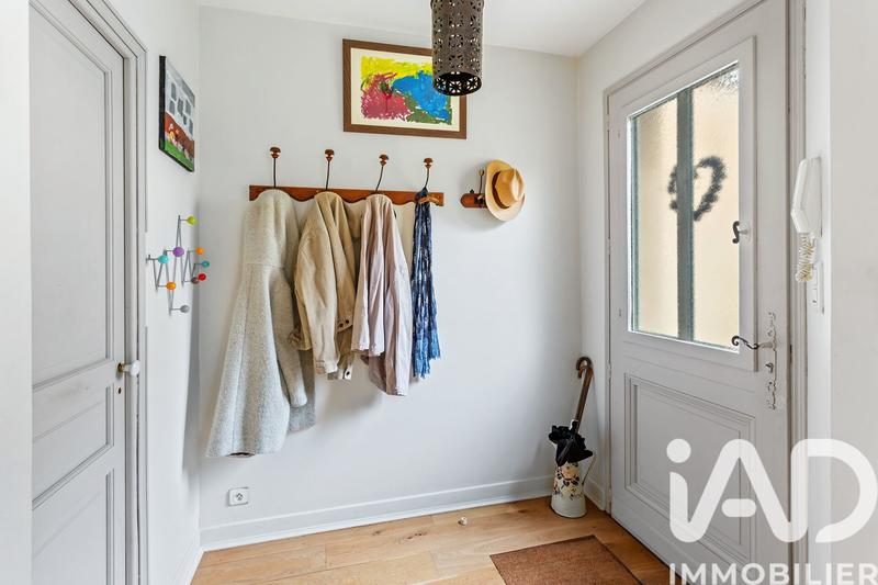 Maison - 215 m² - 8 pièces