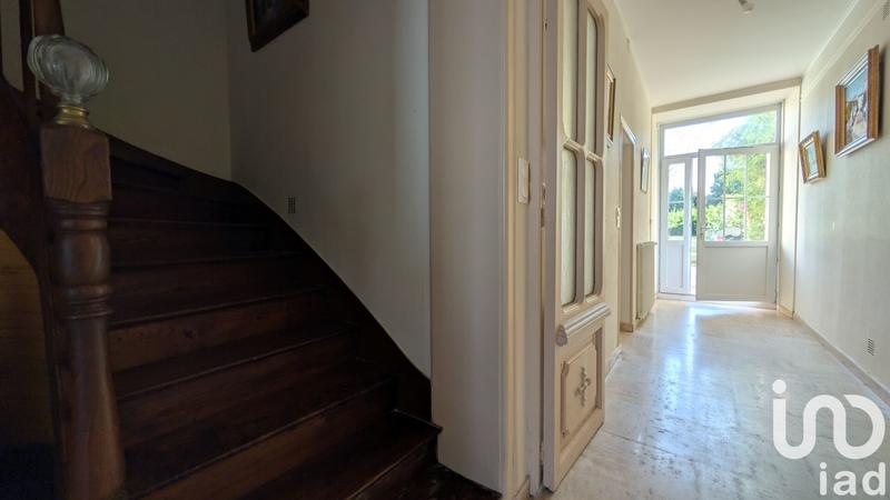 Maison - 250 m² - 9 pièces