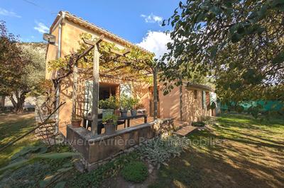 Maison - 93 m² - 5 pièces