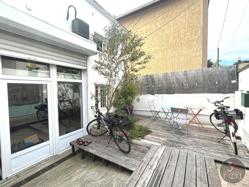 Maison - 99 m² - 4 pièces