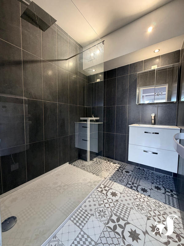 Maison - 165 m² - 7 pièces