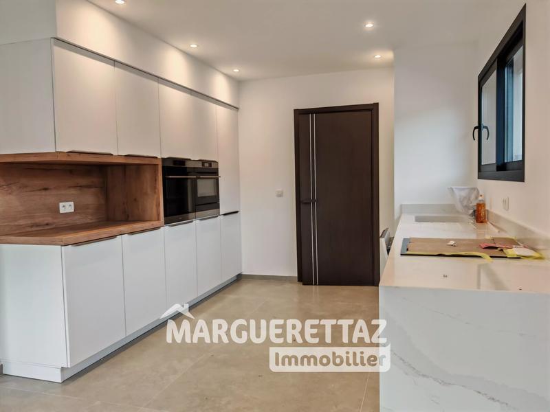Villa - 120 m² - 4 pièces