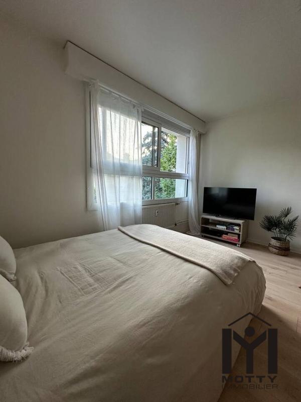 Studio - 25 m² - 1 pièce