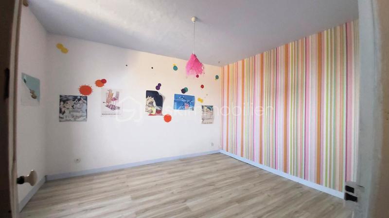 Maison ancienne - 177 m² - 9 pièces