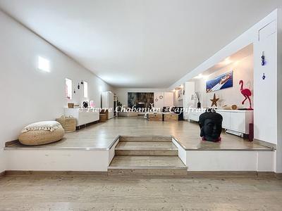 Duplex - 180 m² - 5 pièces