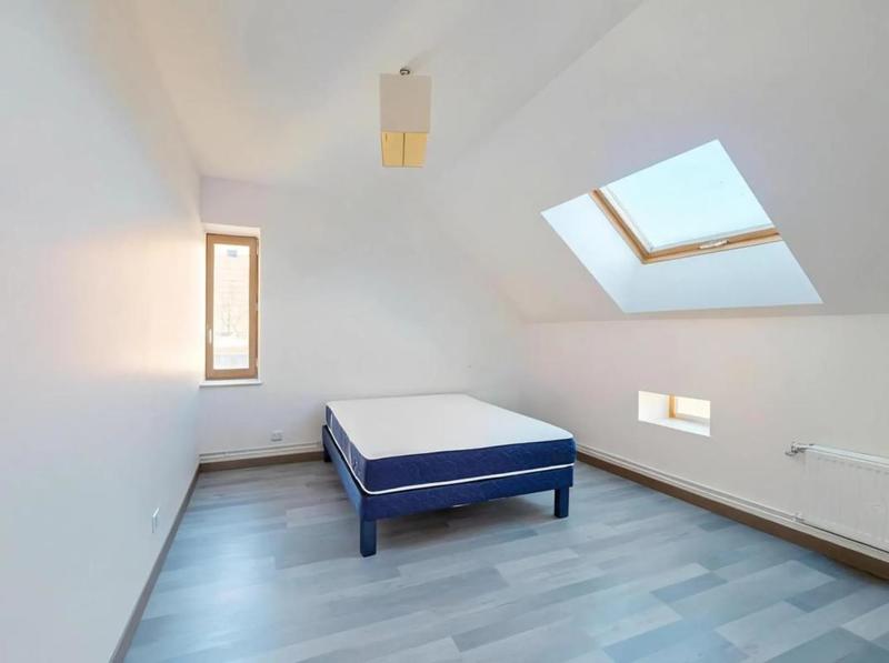 Maison - 320 m² - 7 pièces