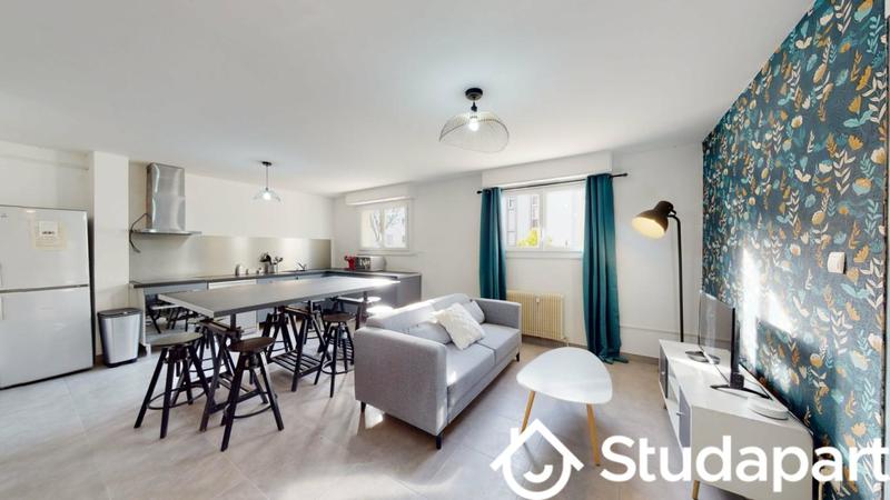 Chambre - 10 m² - 1 pièce