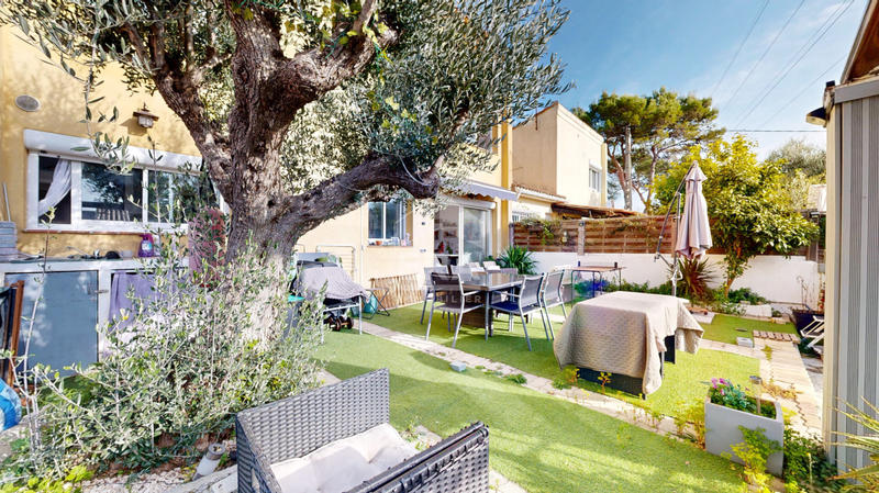 Maison - 94 m² - 5 pièces