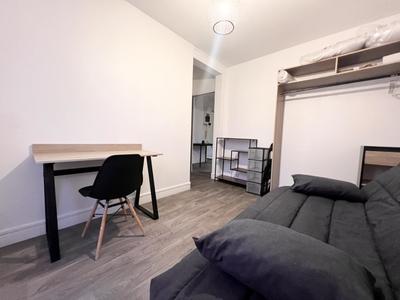 Chambre - 47 m² - 1 pièce
