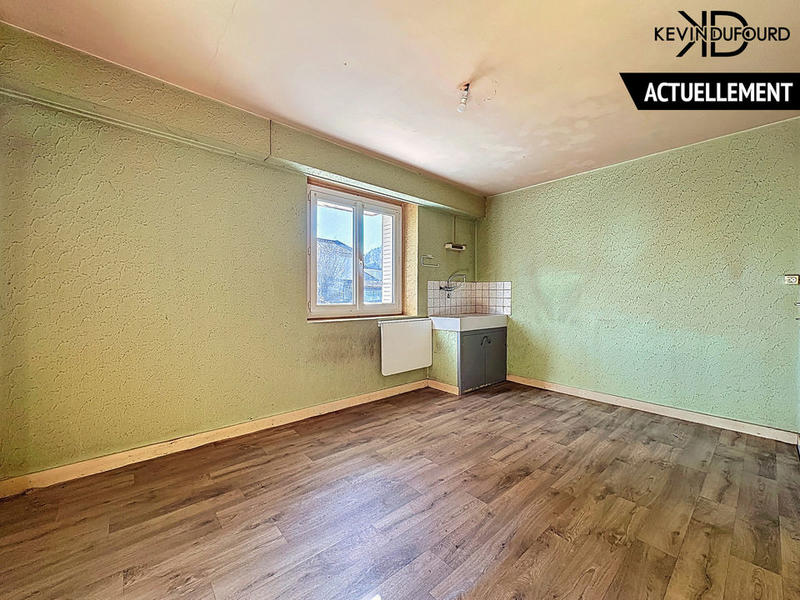 Maison - 180 m² - 6 pièces