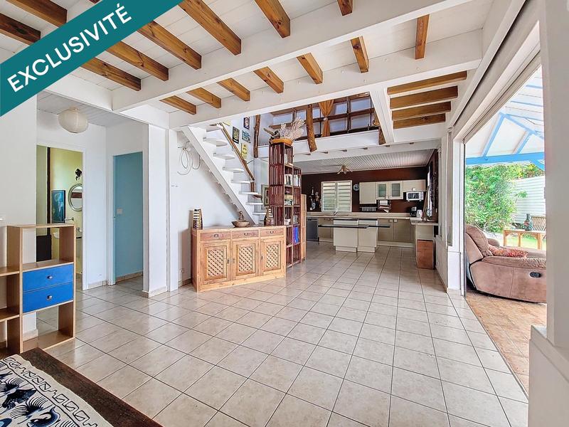 Maison - 104 m² - 5 pièces