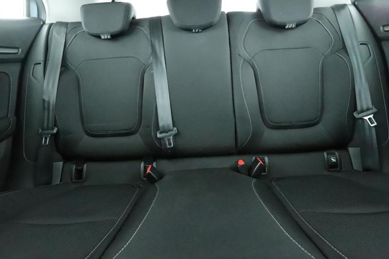 Renault Mégane 1.3 TCe Business Edc 140 ch