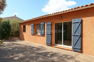 Maison - 90 m² - 5 pièces