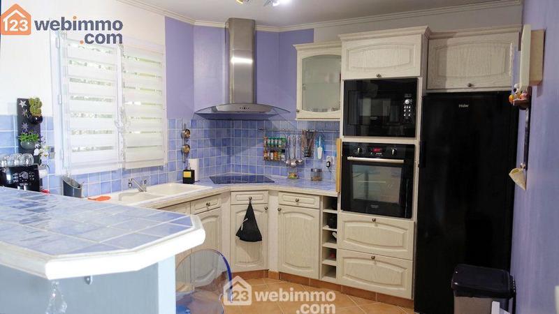 Villa - 90 m² - 4 pièces