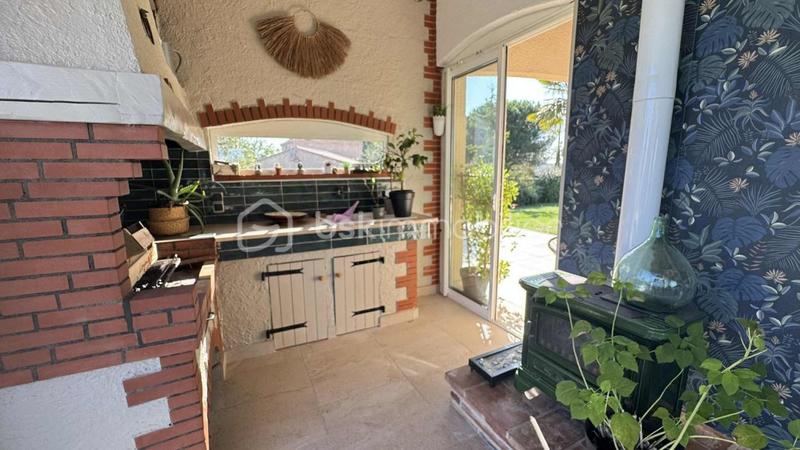 Maison traditionnelle - 165 m² - 6 pièces