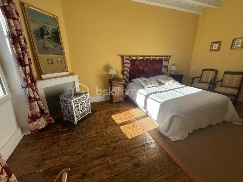 Château - 722 m² - 19 pièces