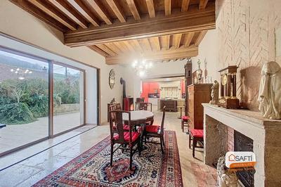 Maison - 290 m² - 10 pièces