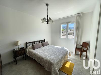 Maison - 180 m² - 6 pièces