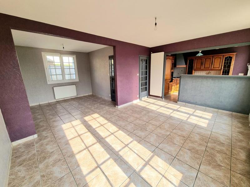 Maison - 90 m² - 4 pièces