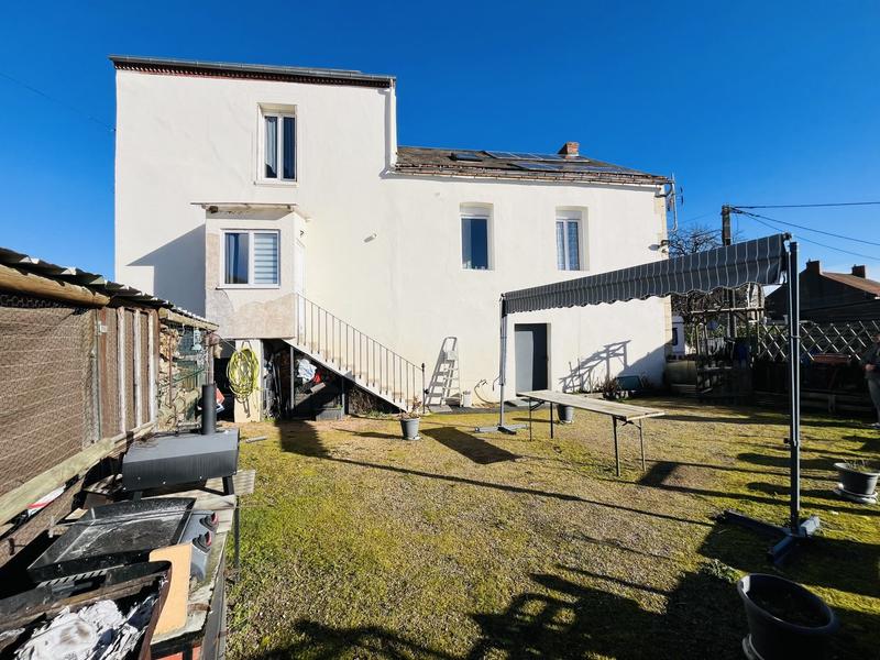 Maison - 152 m² - 7 pièces
