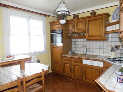 Pavillon - 138 m² - 7 pièces