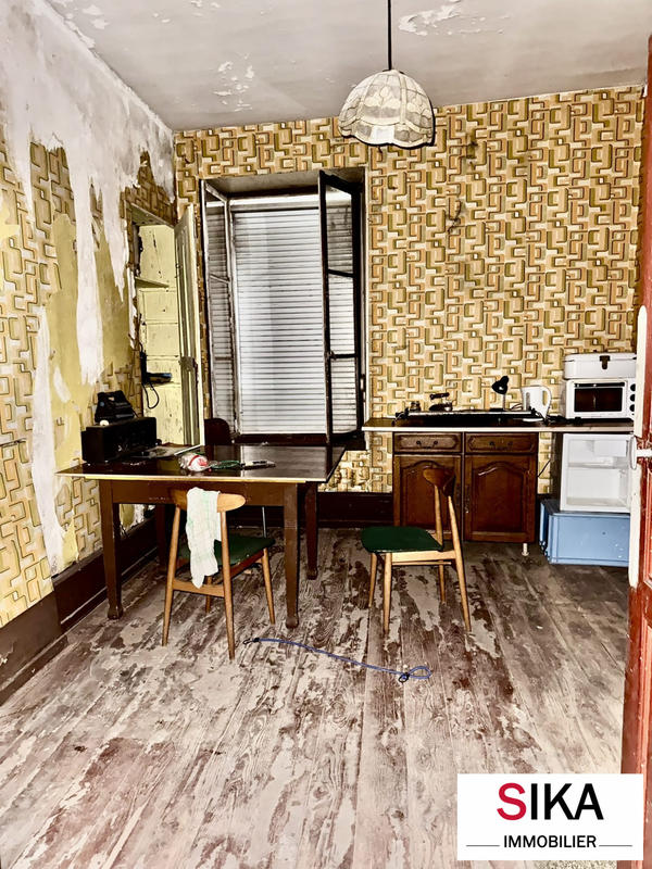 Maison ancienne - 303 m² - 10 pièces