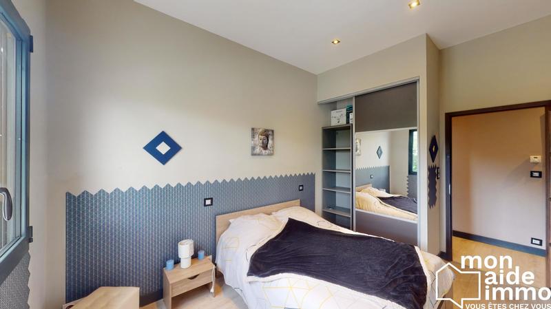 Maison contemporaine - 392 m² - 9 pièces