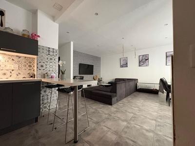 Maison - 136 m² - 6 pièces