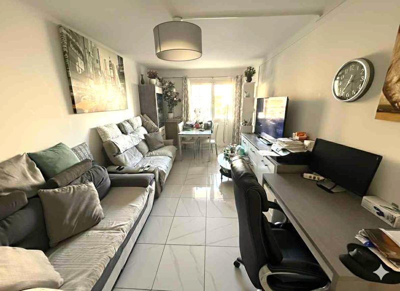 Appartement - 60 m² - 3 pièces