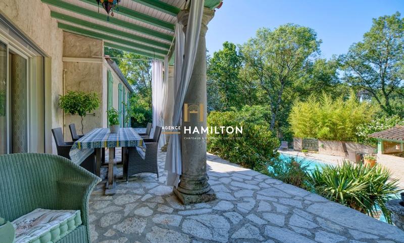 Maison d'architecte - 187 m² - 6 pièces