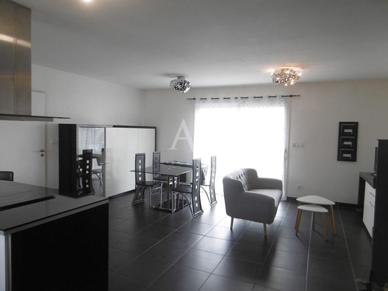 Maison - 82 m² - 4 pièces