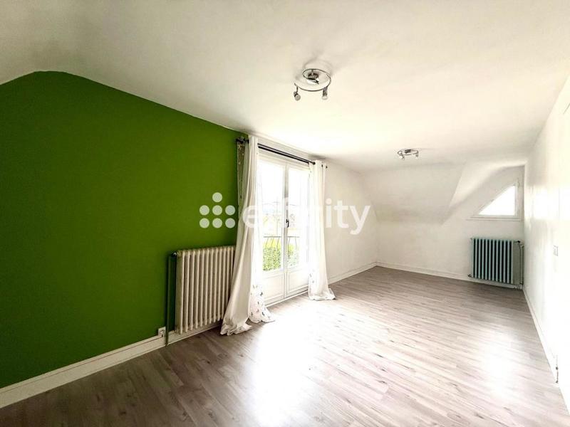 Pavillon - 194 m² - 8 pièces