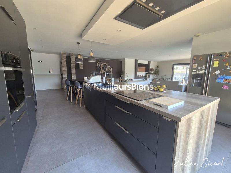 Villa - 165 m² - 5 pièces