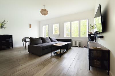 Maison - 93 m² - 4 pièces