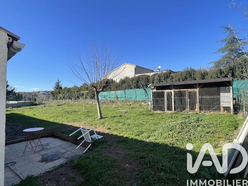 Maison - 212 m² - 3 pièces