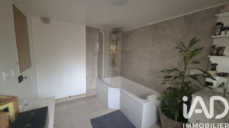 Maison - 93 m² - 4 pièces