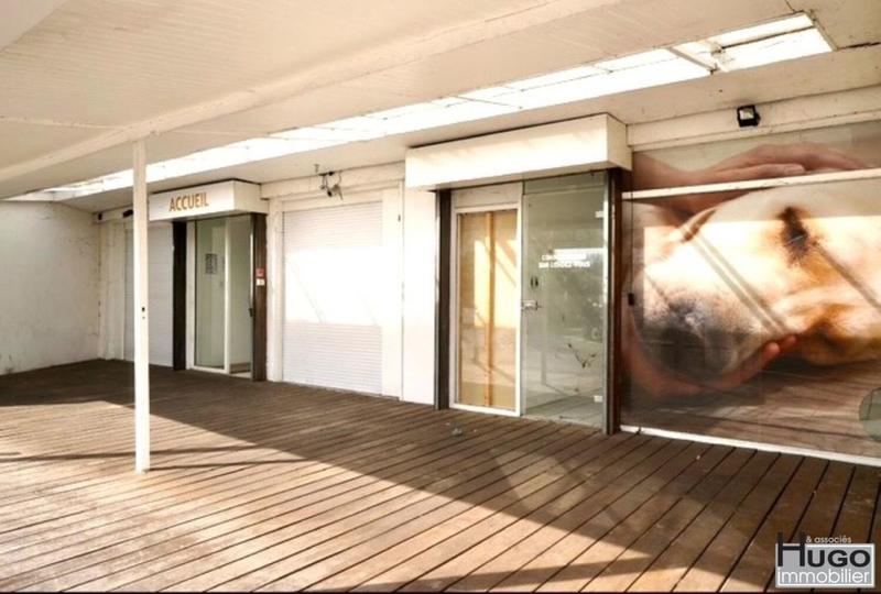 Local commercial - 210 m²