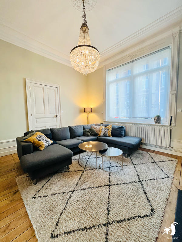 Maison - 275 m² - 8 pièces