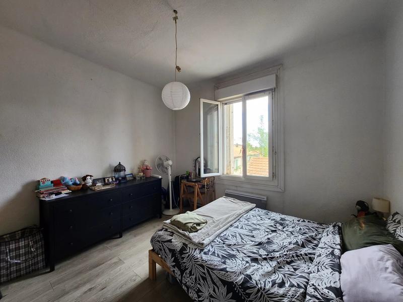 Immeuble - 180 m² - 8 pièces