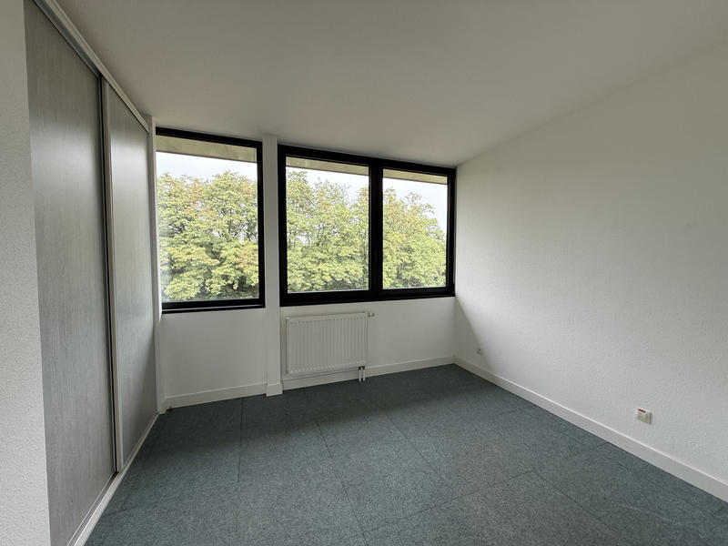 Bureau - 170 m²