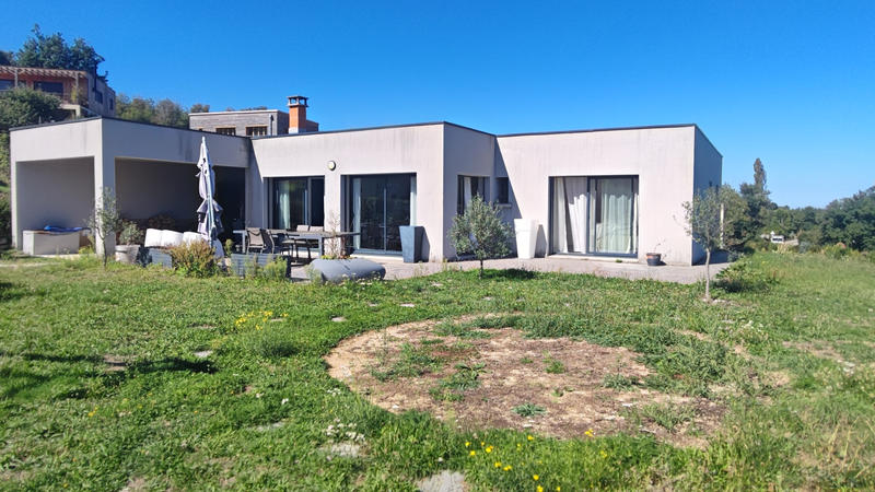 Villa - 114 m² - 5 pièces