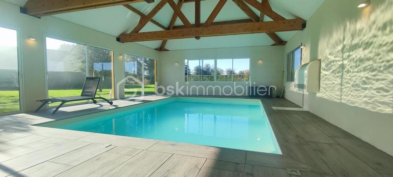 Maison - 218 m² - 7 pièces