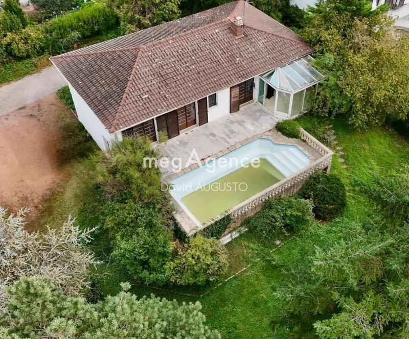 Maison - 170 m² - 7 pièces