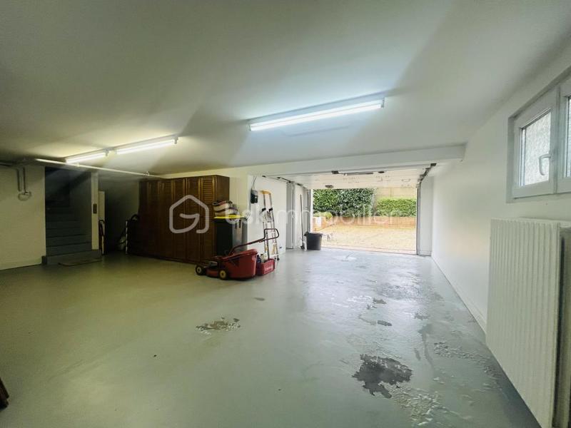 Maison - 186 m² - 6 pièces