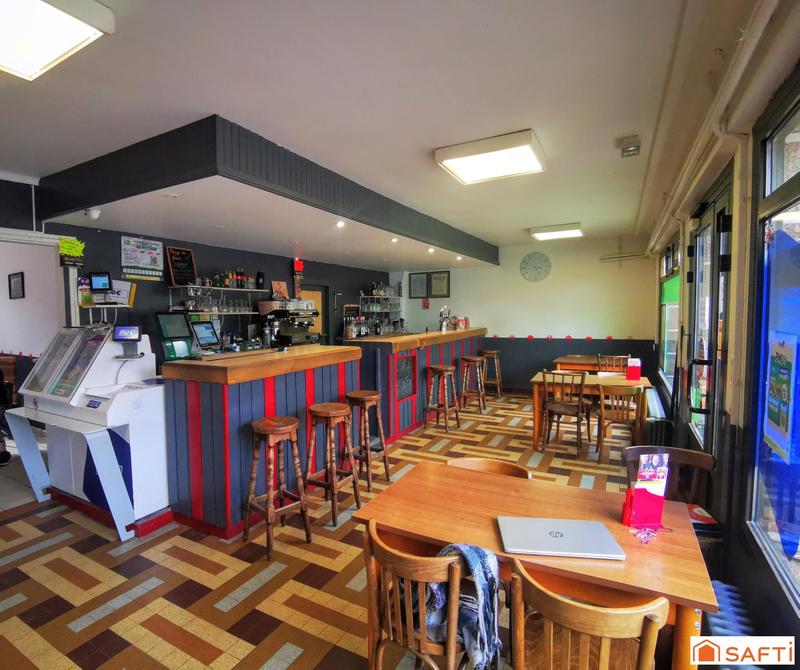 Local commercial - 300 m² - 6 pièces