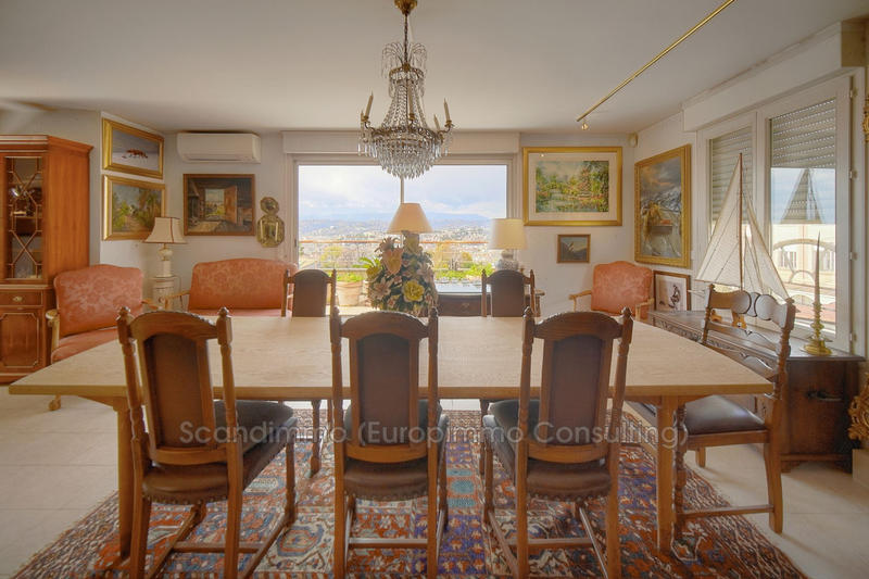 Appartement - 120 m² - 4 pièces