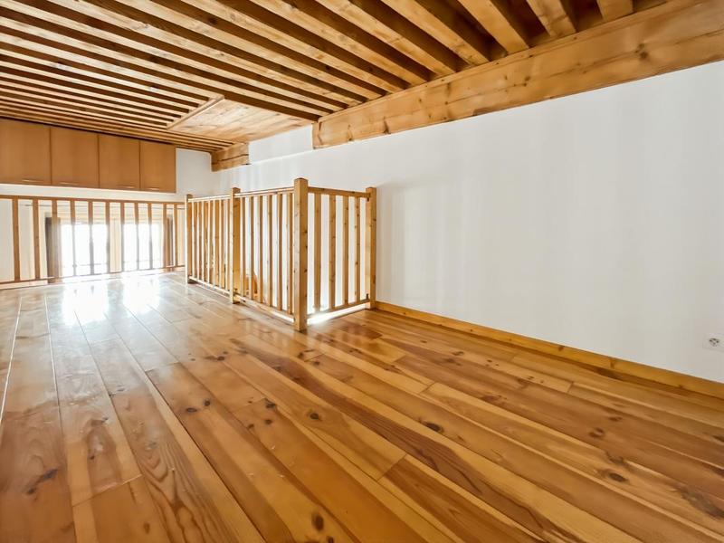 Appartement - 67 m² - 2 pièces