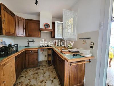 Maison - 86 m² - 5 pièces