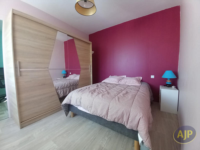 Maison - 99 m² - 4 pièces