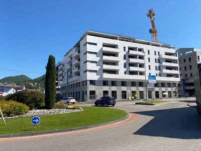 Local d'activités - 330 m²